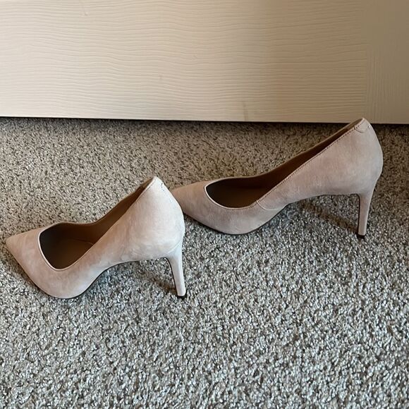 Banana Republic Heels  - Picture 6 of 12